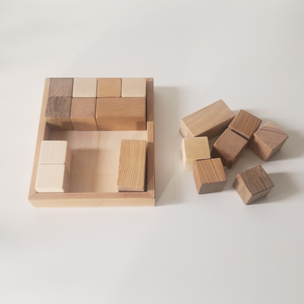 "puzzle in legno"